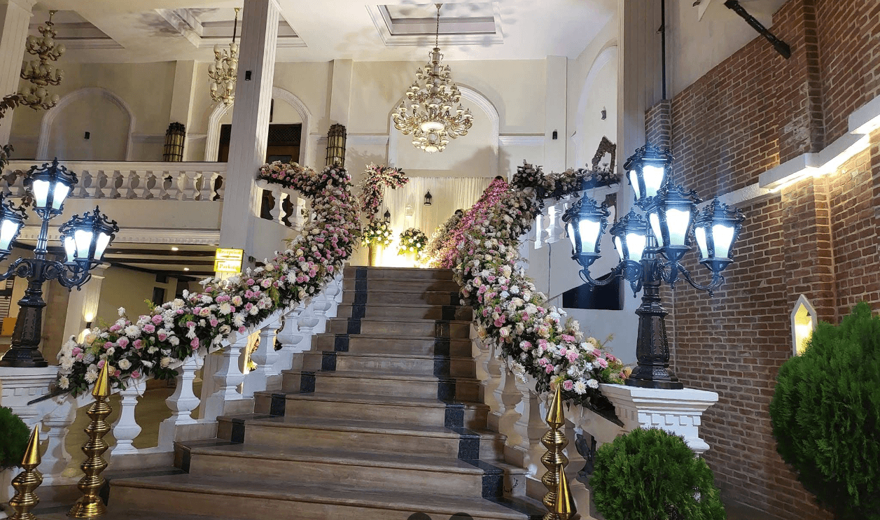 Smart Palace — Aesthetic Details